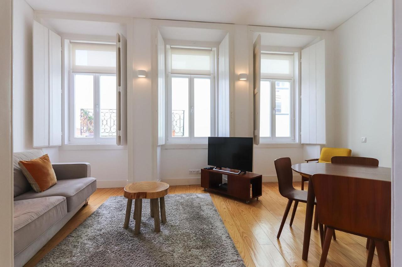 Appartamento Alfama Deluxe By Homing Lisbona Esterno foto