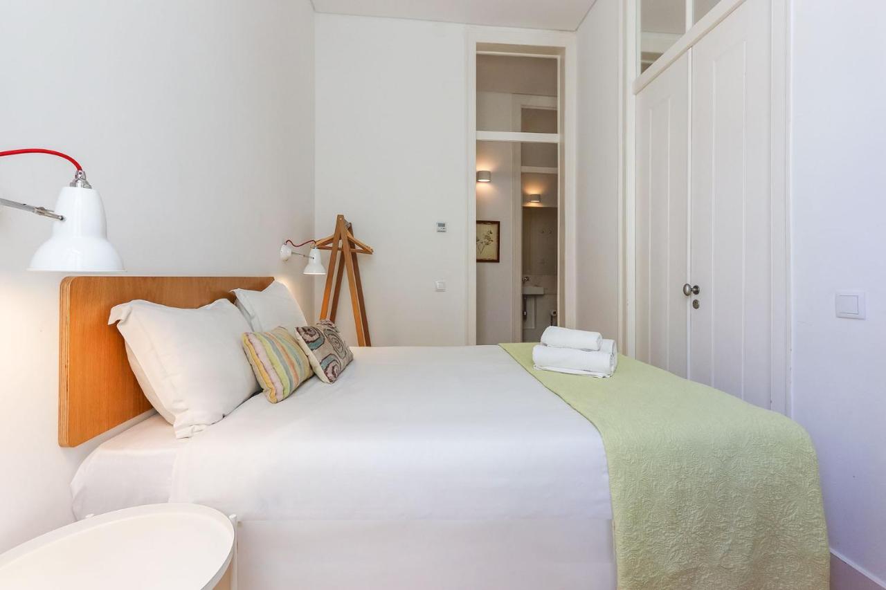 Appartamento Alfama Deluxe By Homing Lisbona Esterno foto