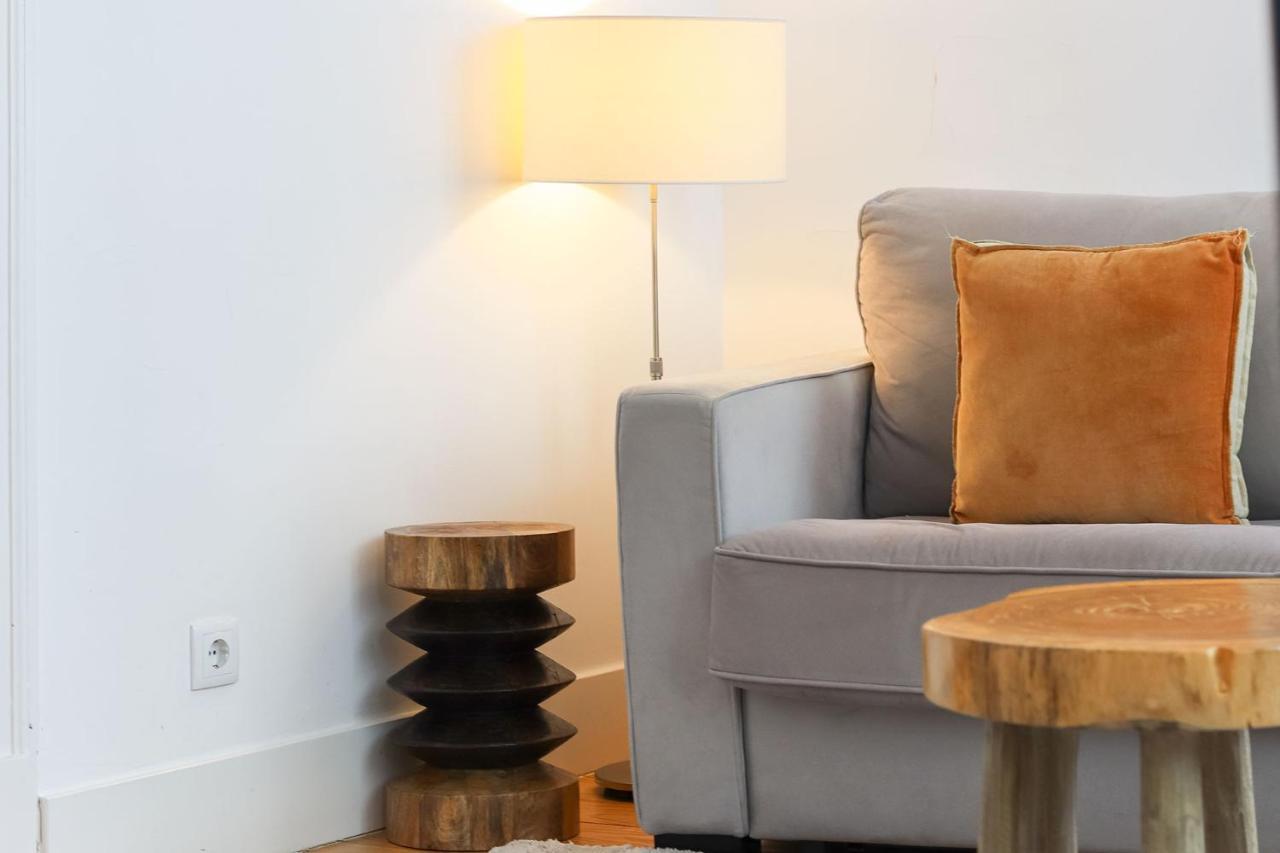 Appartamento Alfama Deluxe By Homing Lisbona Esterno foto