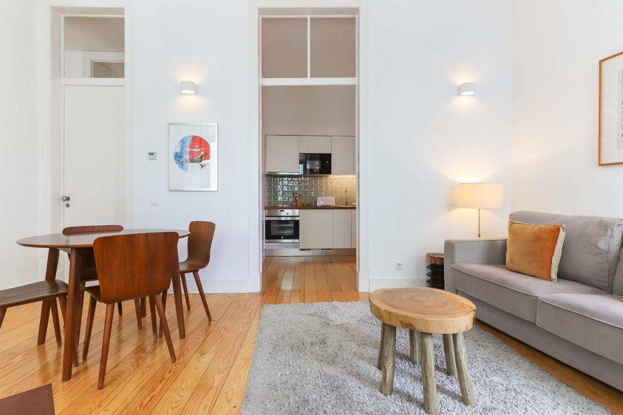 Appartamento Alfama Deluxe By Homing Lisbona Esterno foto