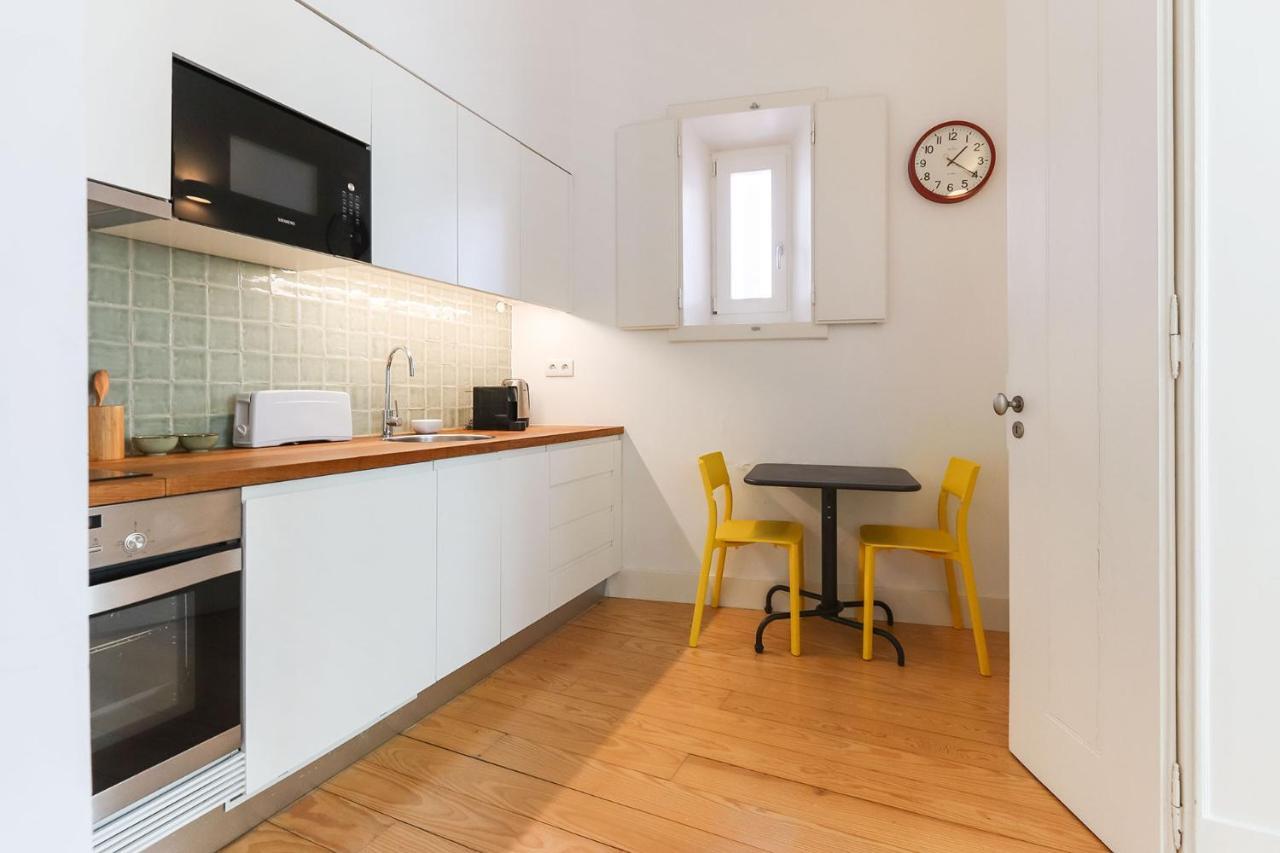 Appartamento Alfama Deluxe By Homing Lisbona Esterno foto